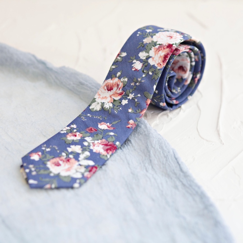 Slate blue/dusty blue floral tie